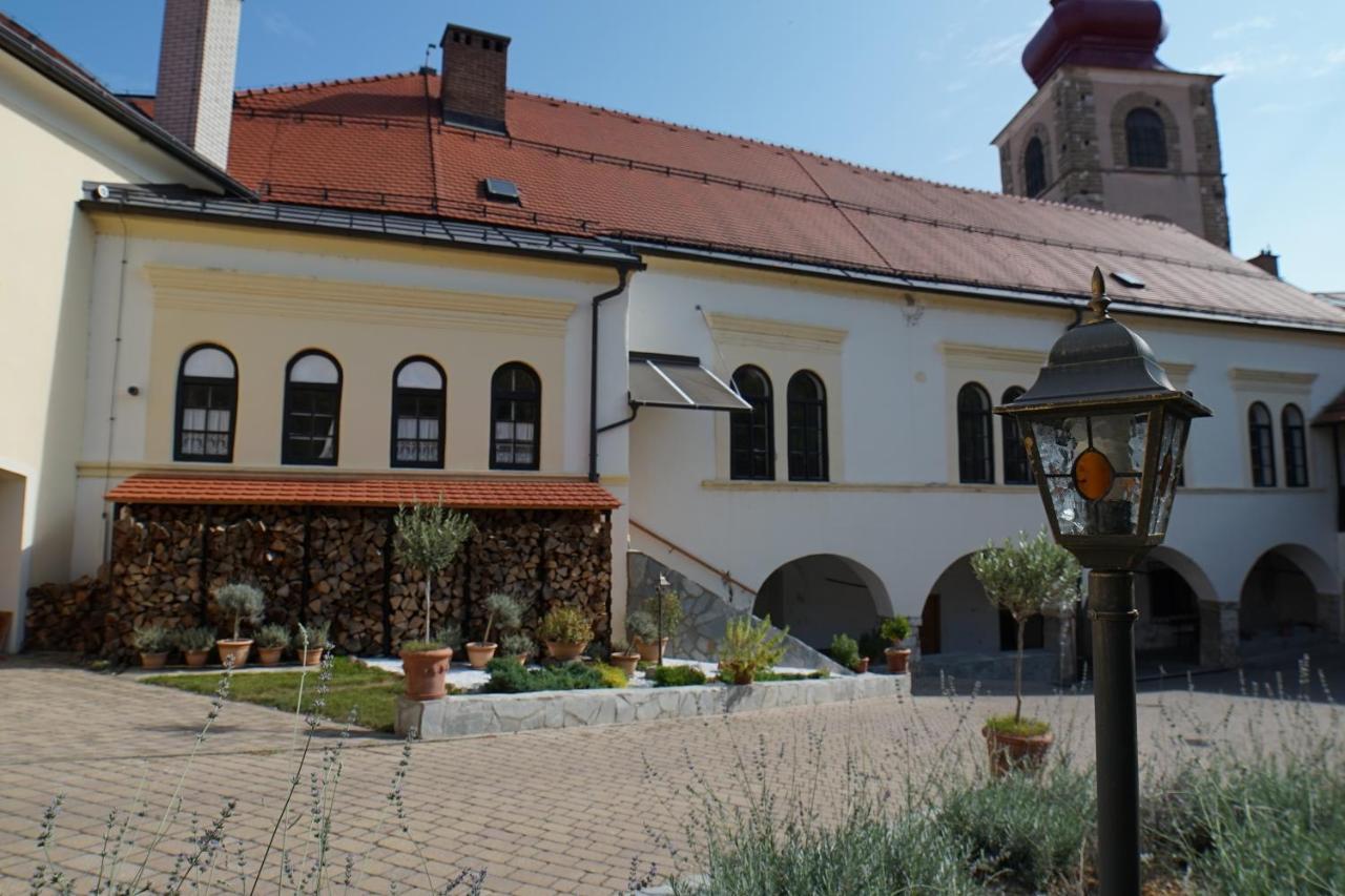 Apartamento Sobe Prostija Ptuj Exterior foto